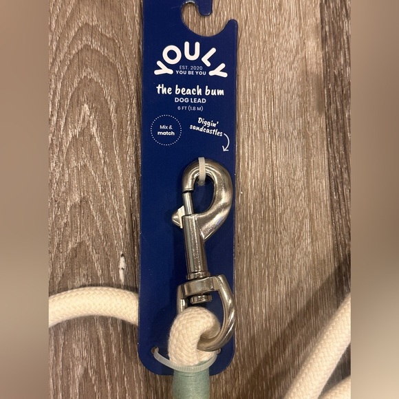 YOULY The Beach Bum Dog Leash- 6 feet Long.  Cream with Colorful Accents NEW - Picture 3 of 5